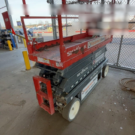 2018 Skyjack SJIII-3226 Skyjack SJIII3226 Scissor Lift w/Trojan Batteries