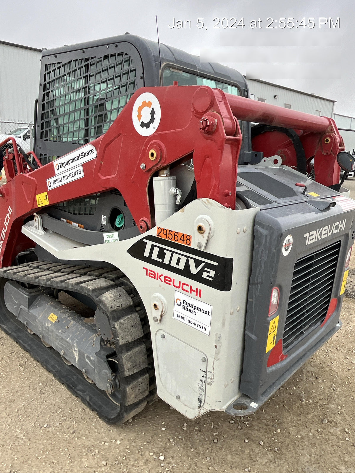 2023 TAKEUCHI TL10V2-CR