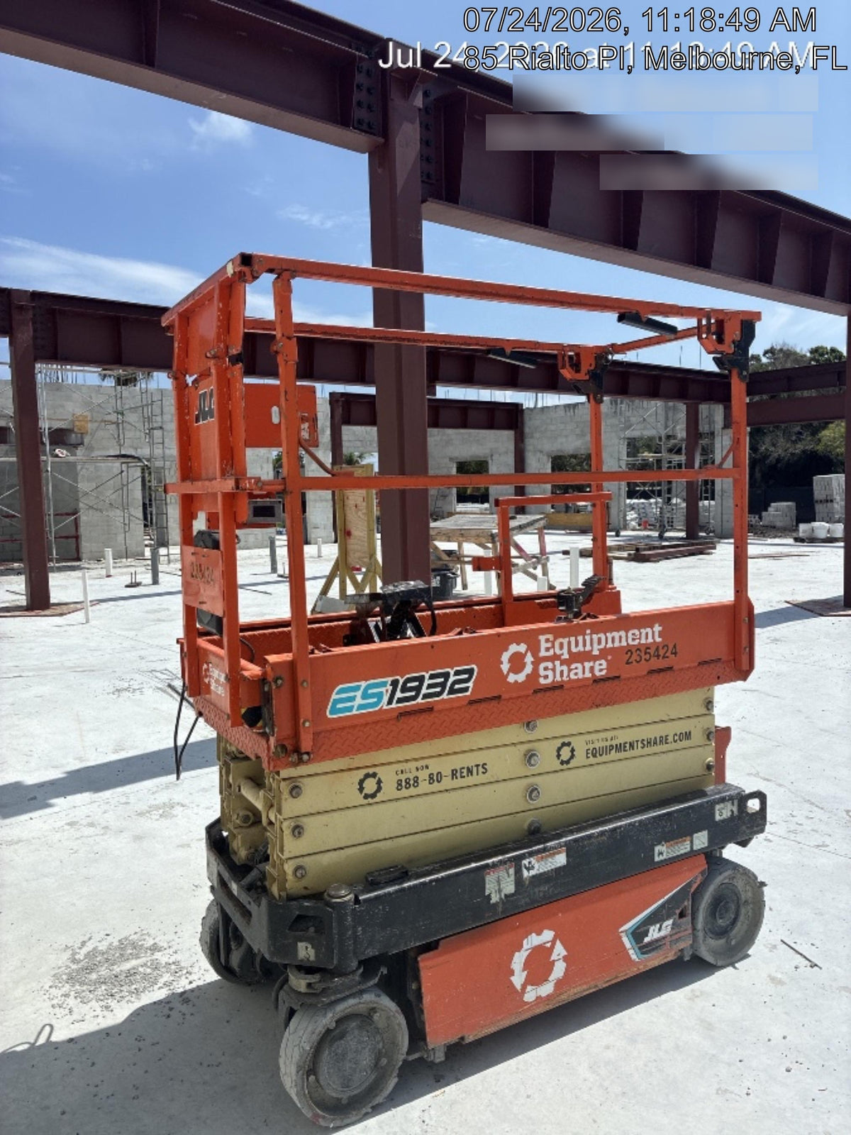 2022 JLG ES1932