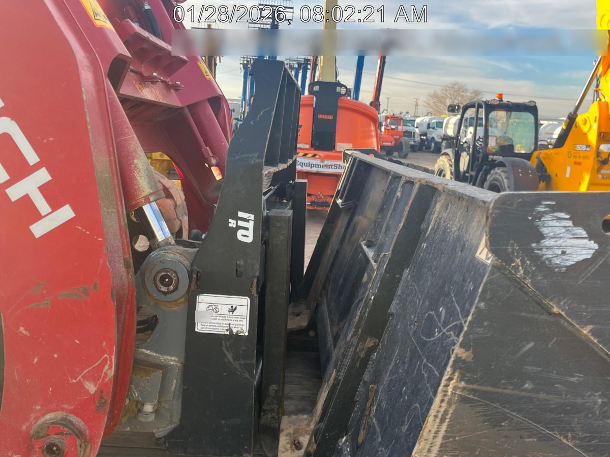 2023 ARROW MATERIAL HANDLING 72" Pallet Forks - Arrow