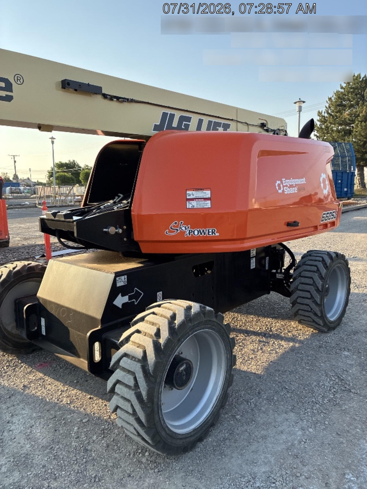 2025 JLG 660SJ