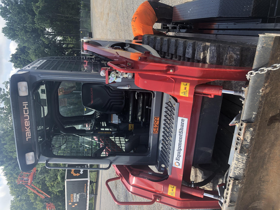 2019 Takeuchi TL8CW Cab/Heat/AC w/Hydraulic Universal Quick Hitch, 76" HD Bucket w/ Bolt-On Edge