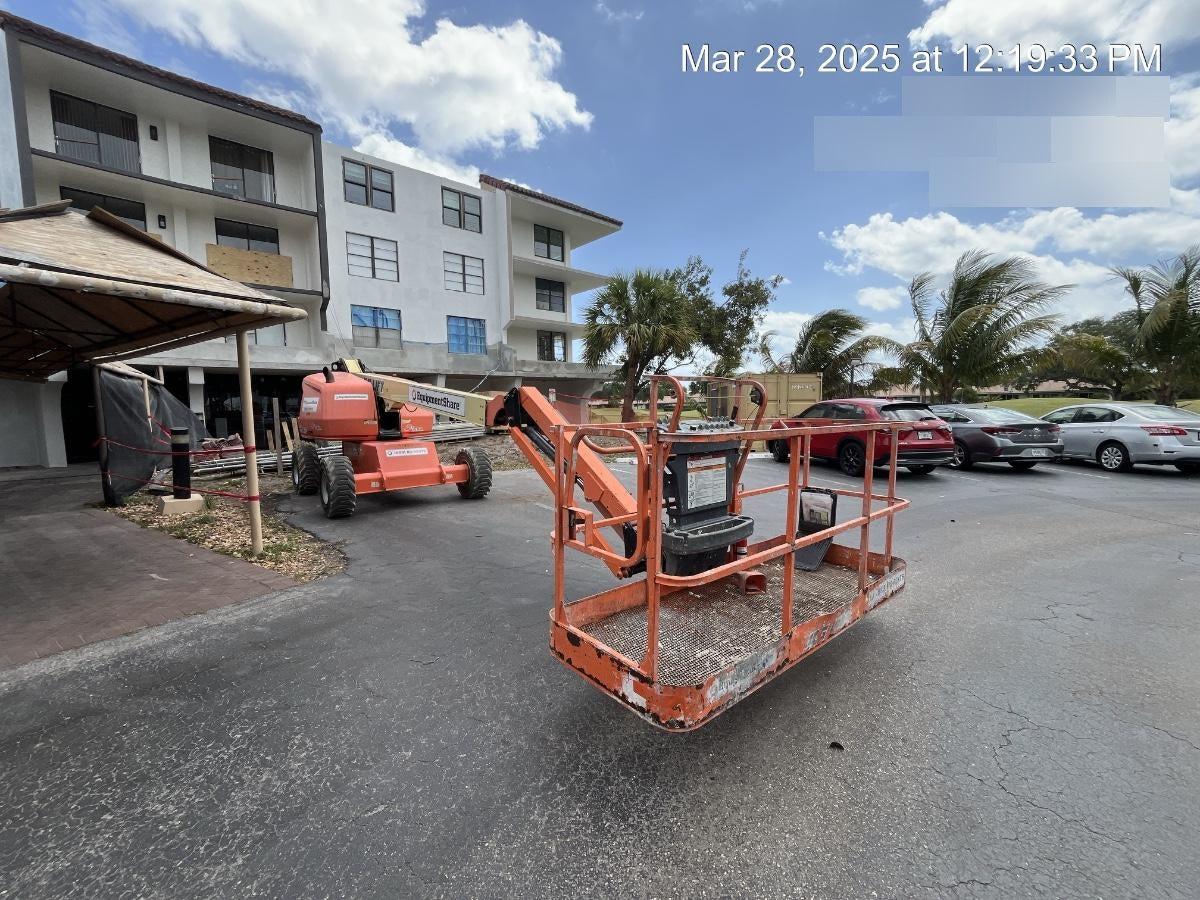 2021 JLG 460SJ