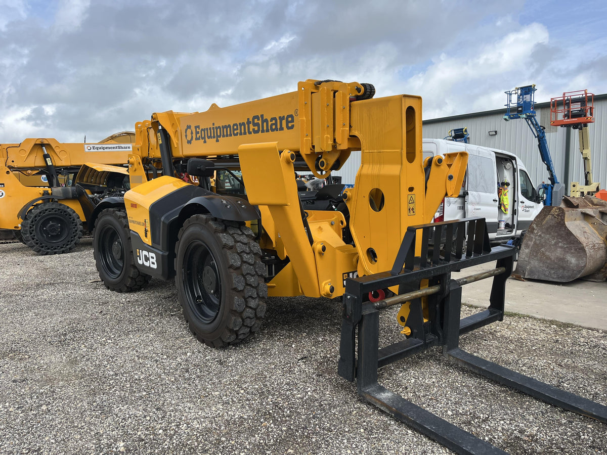 2025 JCB 512-56