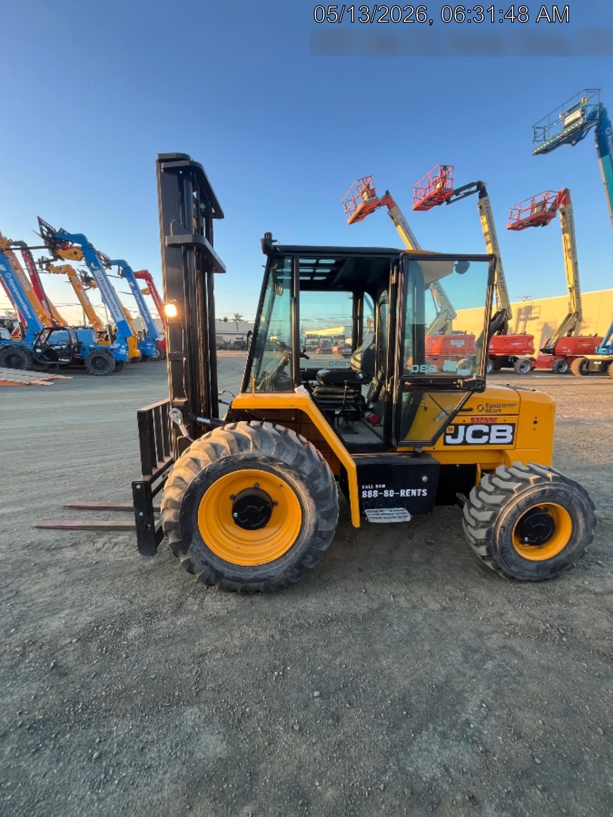 2025 JCB 930-4