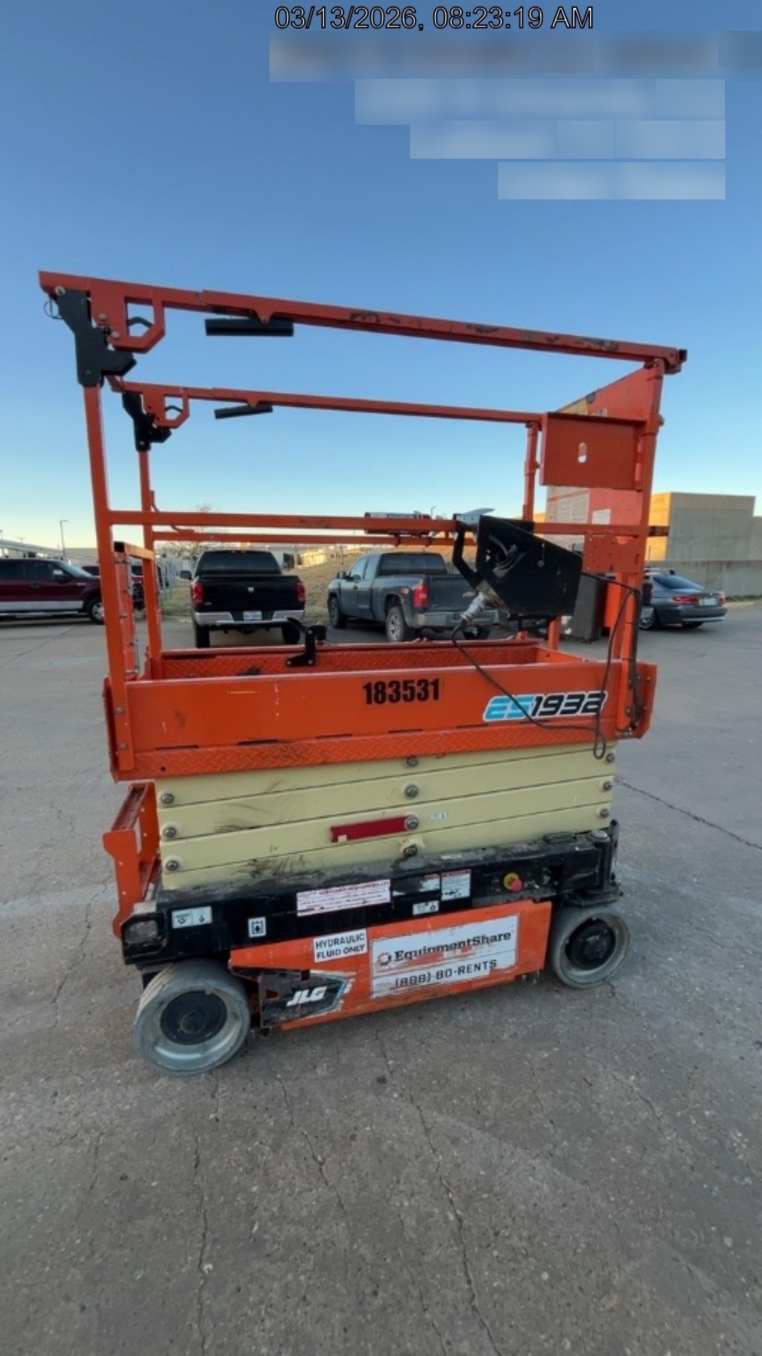 2021 JLG ES1932