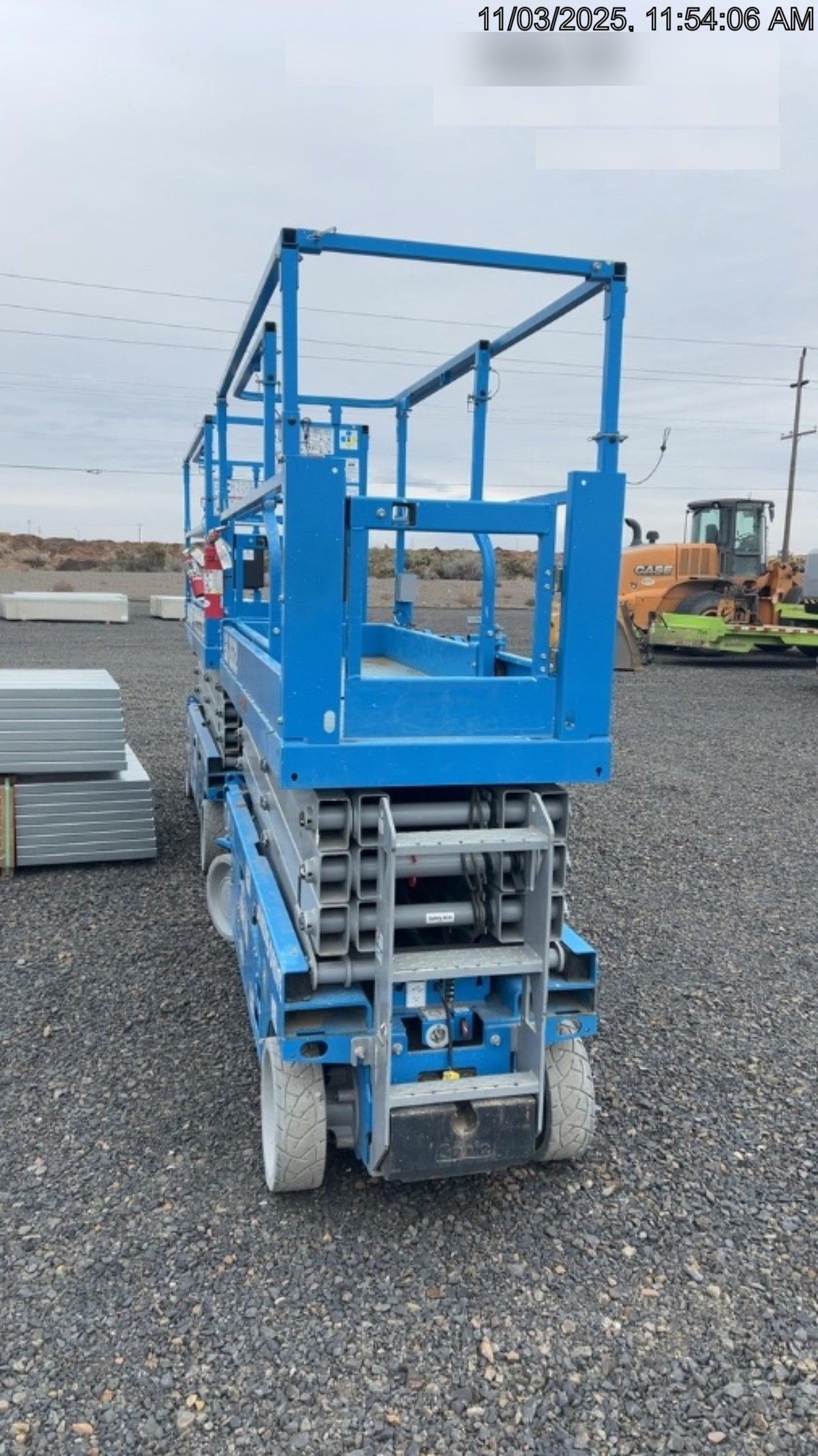 2023 GENIE GS-2632