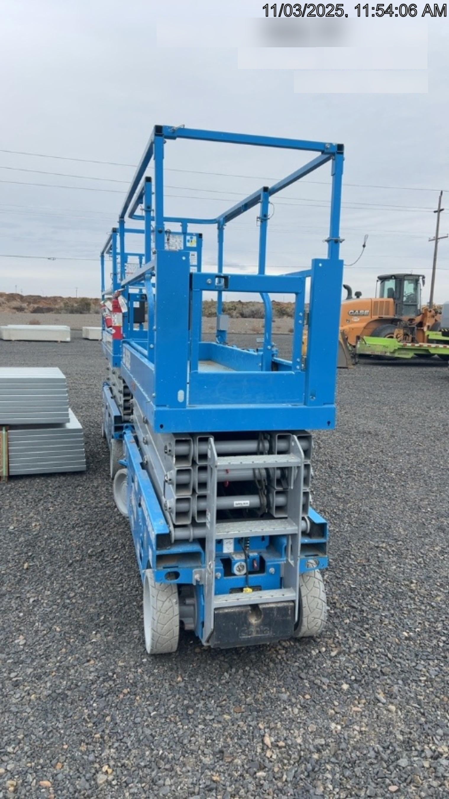2023 GENIE GS-2632