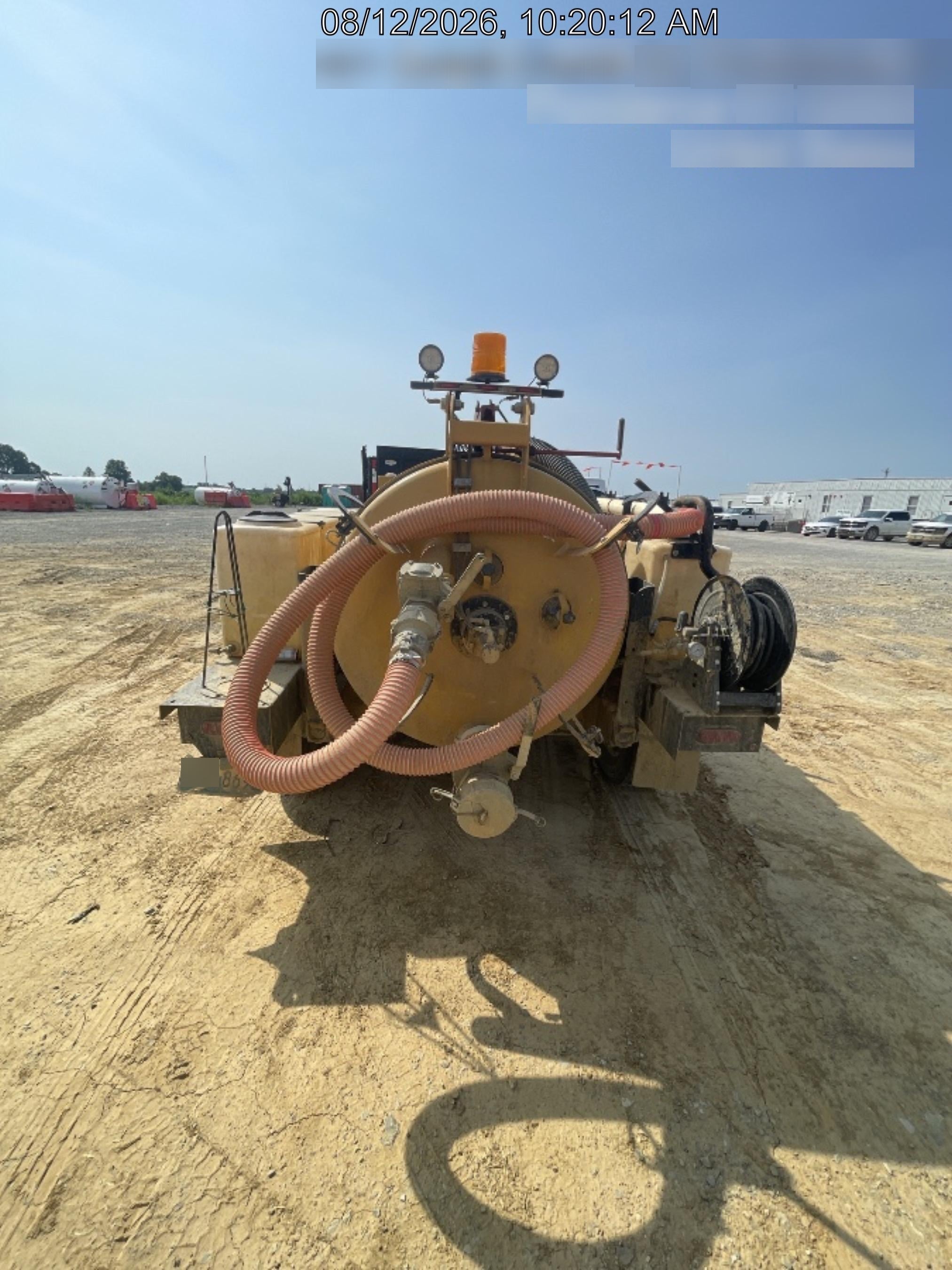 2023 Vac-Tron LP573XDT T4 Koehler Diesel Engine, 500 Gallon Debris Tank, x2 100 Gallon Water Tanks