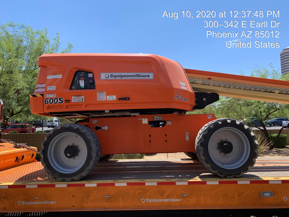 2020 JLG 600S