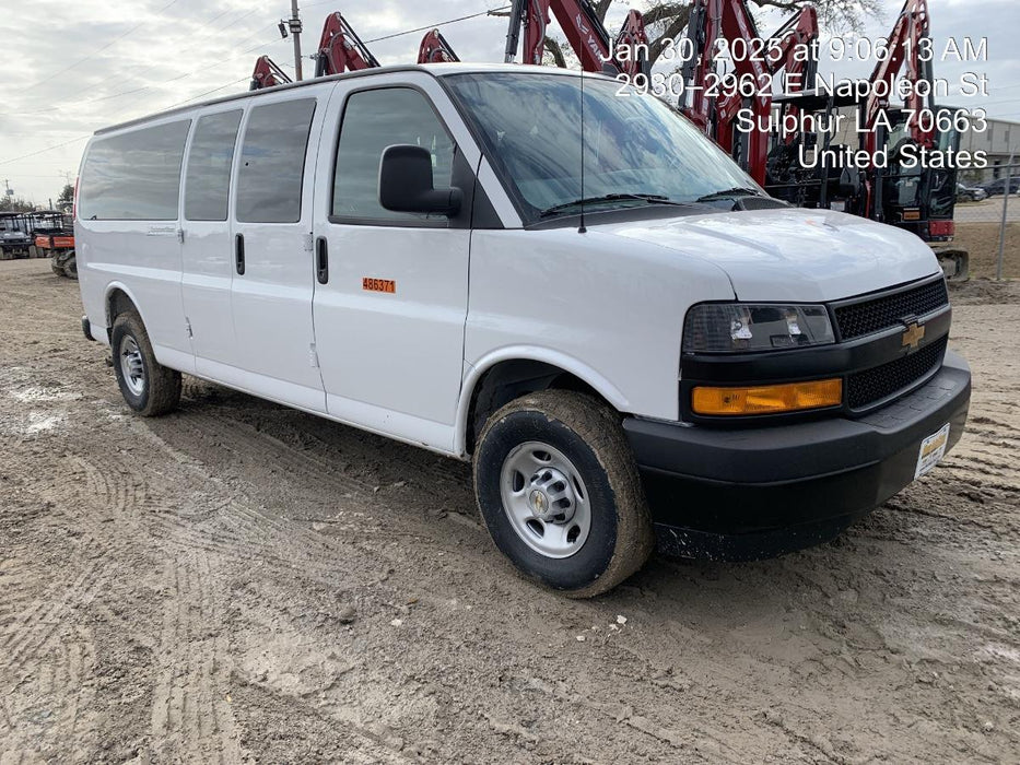2025 CHEVROLET Express Van - Rental