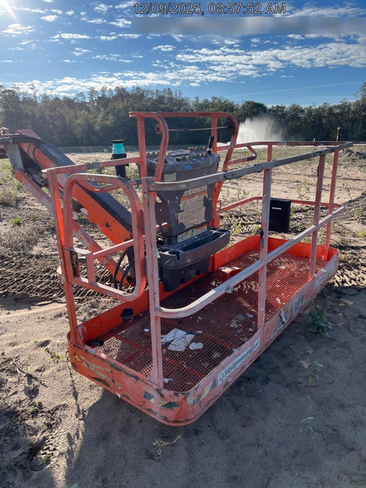 2021 JLG 660SJ Quad Track
