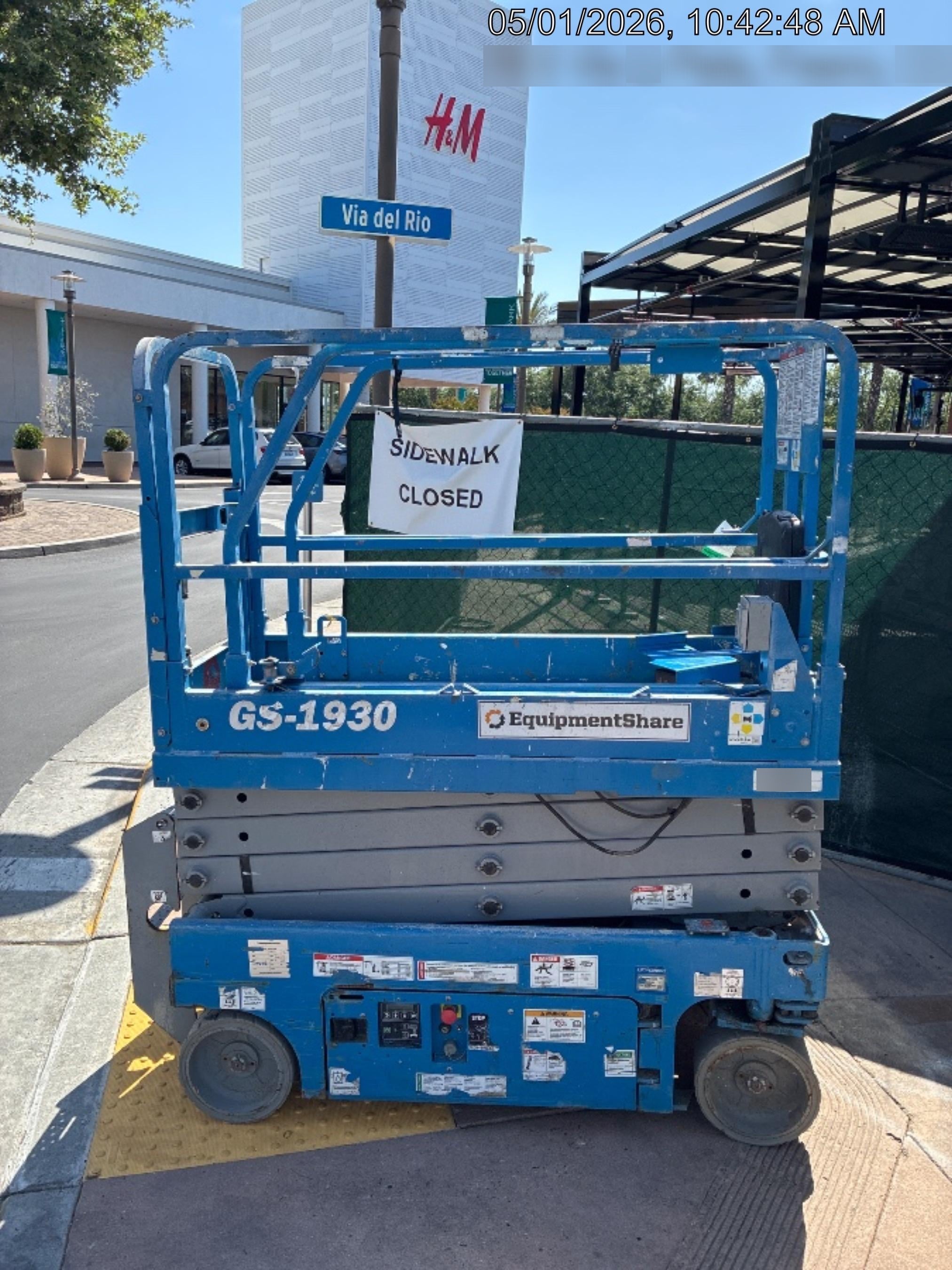 2019 Genie GS-1930 Half Height Swing Gate, 800W Inverter