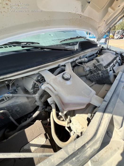 2025 CHEVROLET Express Van - Rental