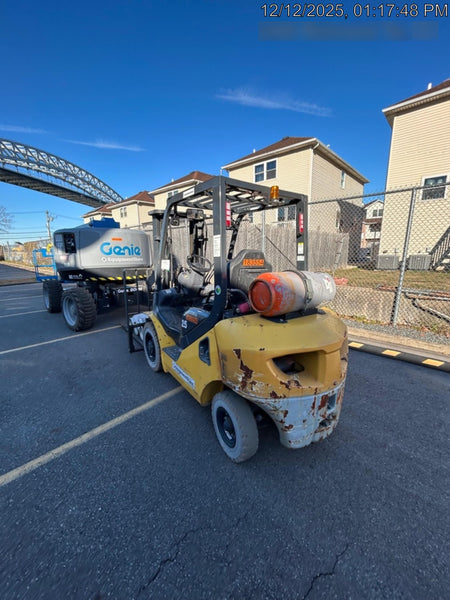 2021 KOMATSU FG25T-16