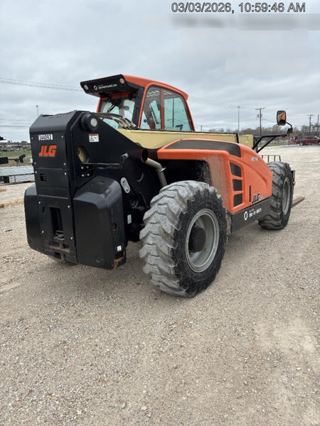 2023 JLG 1732