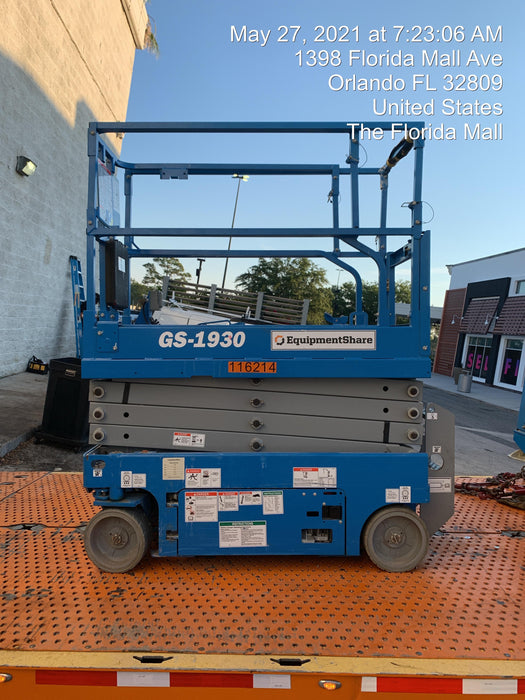 2020 Genie GS-1930 Solid Non Marking Tires, Beacon, Folding rails with half height swing gate