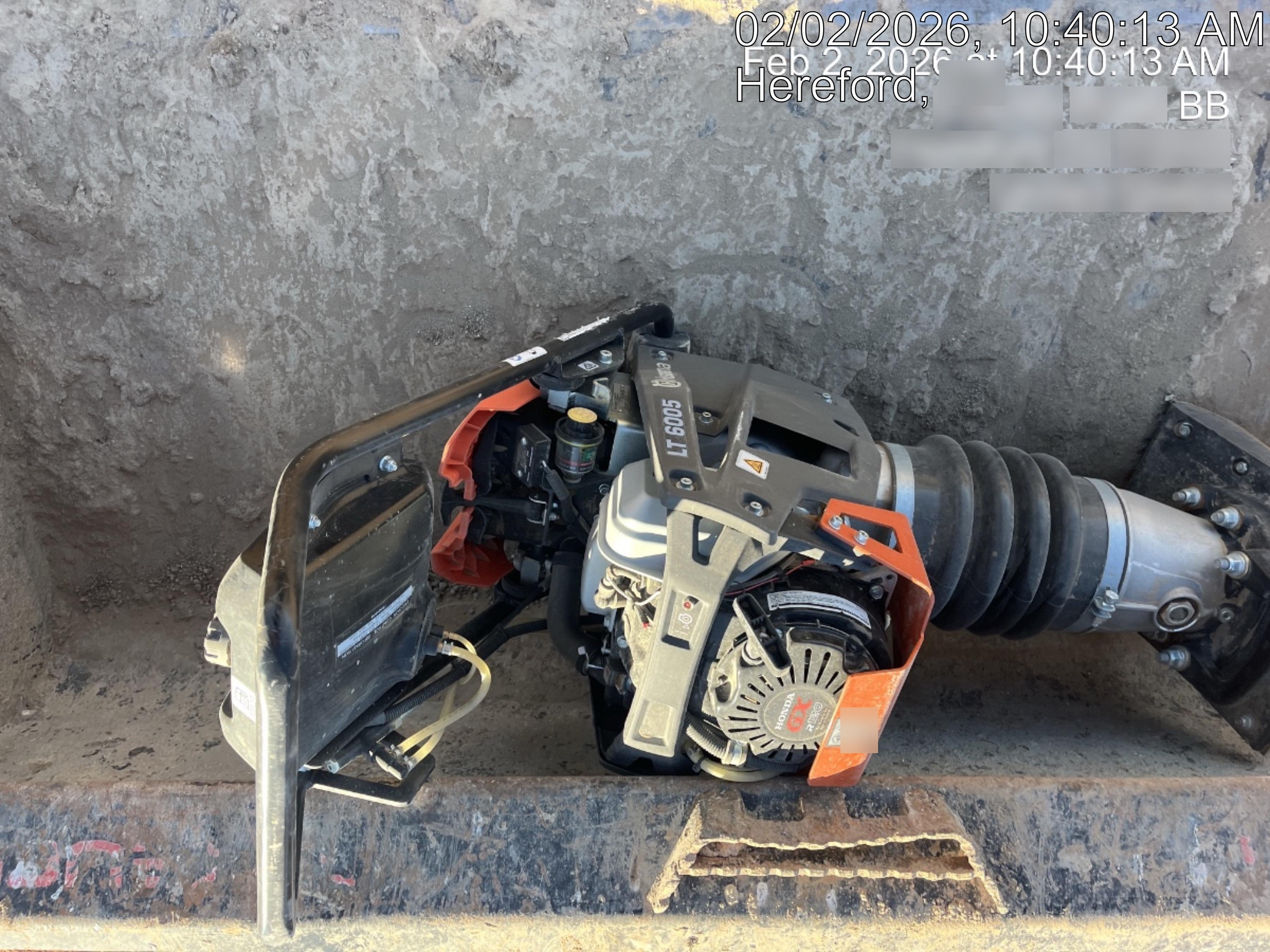 2025 HUSQVARNA LT6005