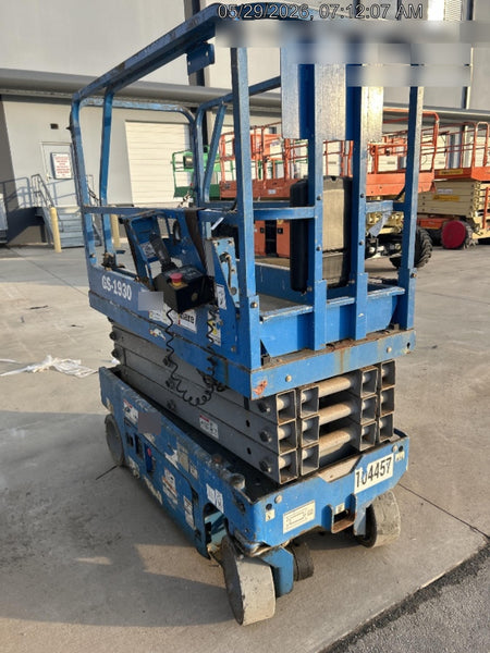 2020 Genie GS-1930 Fixed rails with chain entry gate - Pre A92.20