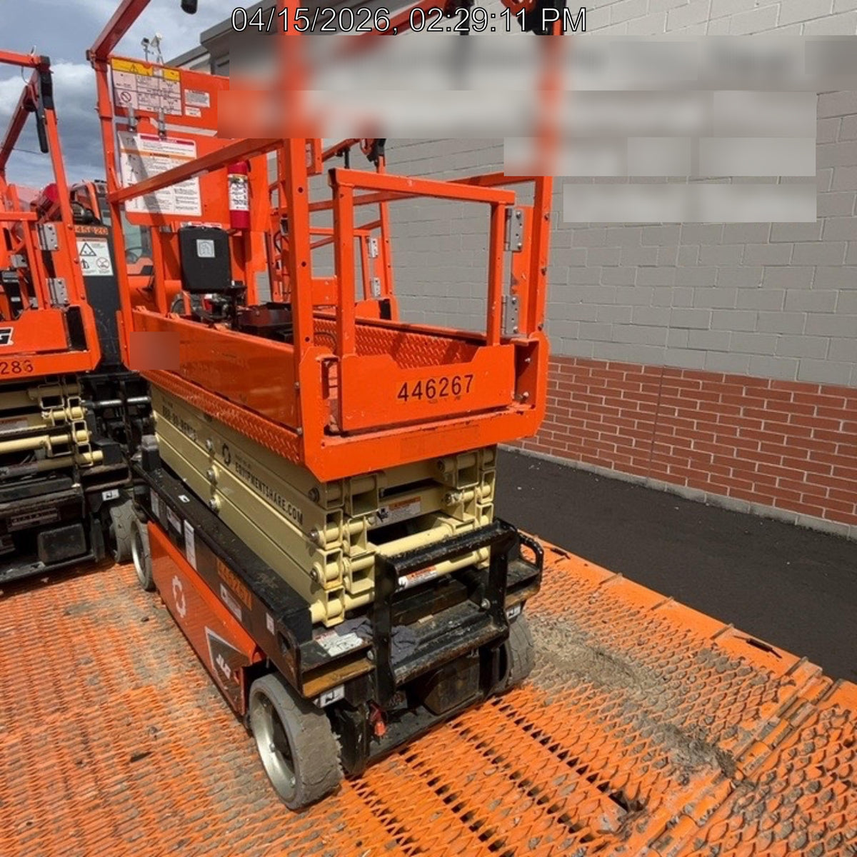 2024 JLG ES1932