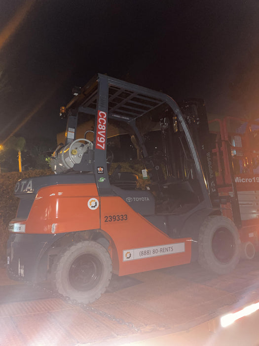 2022 TOYOTA 8FGU25 LP w/ Scale