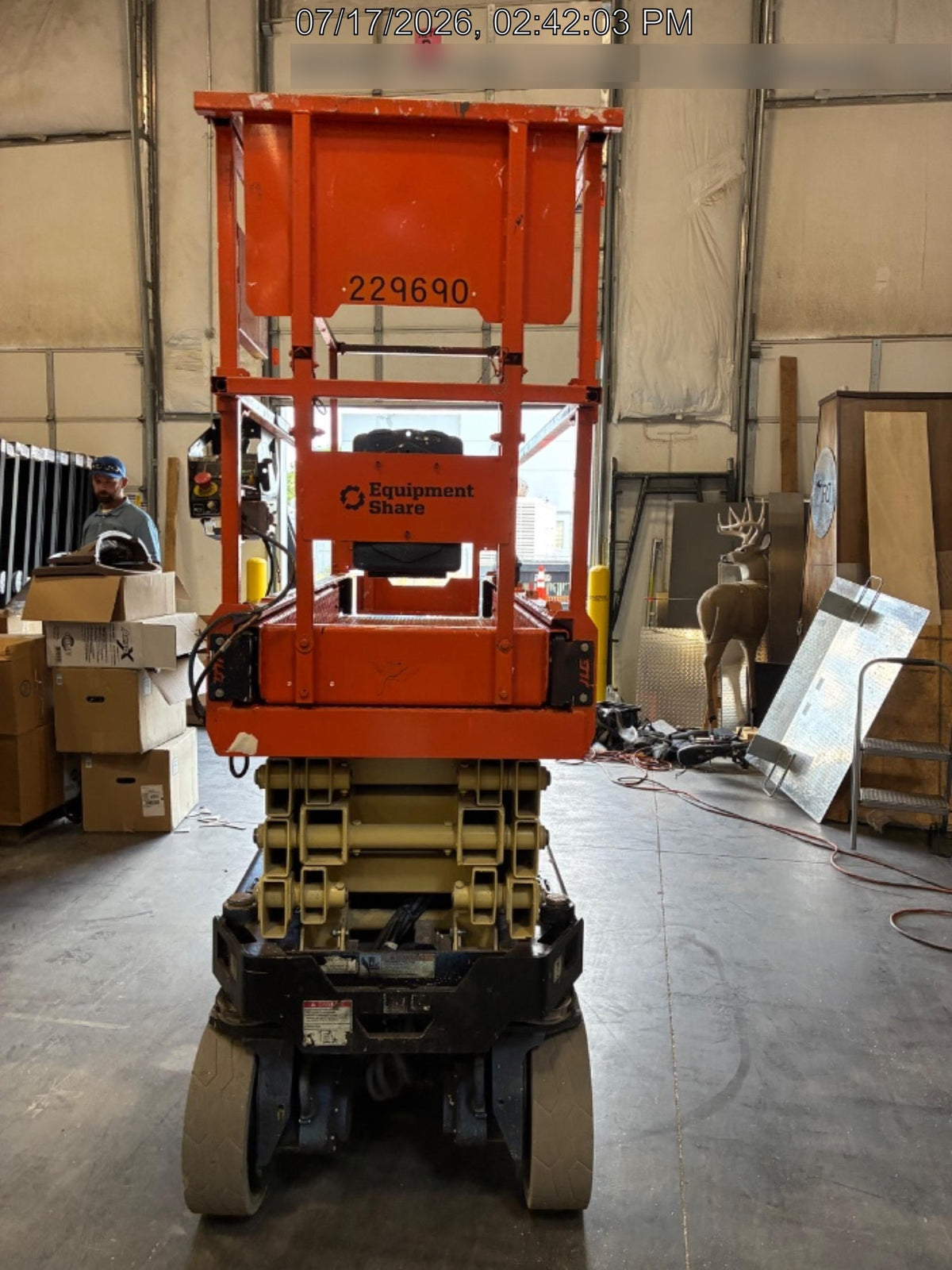 2022 JLG ES2632