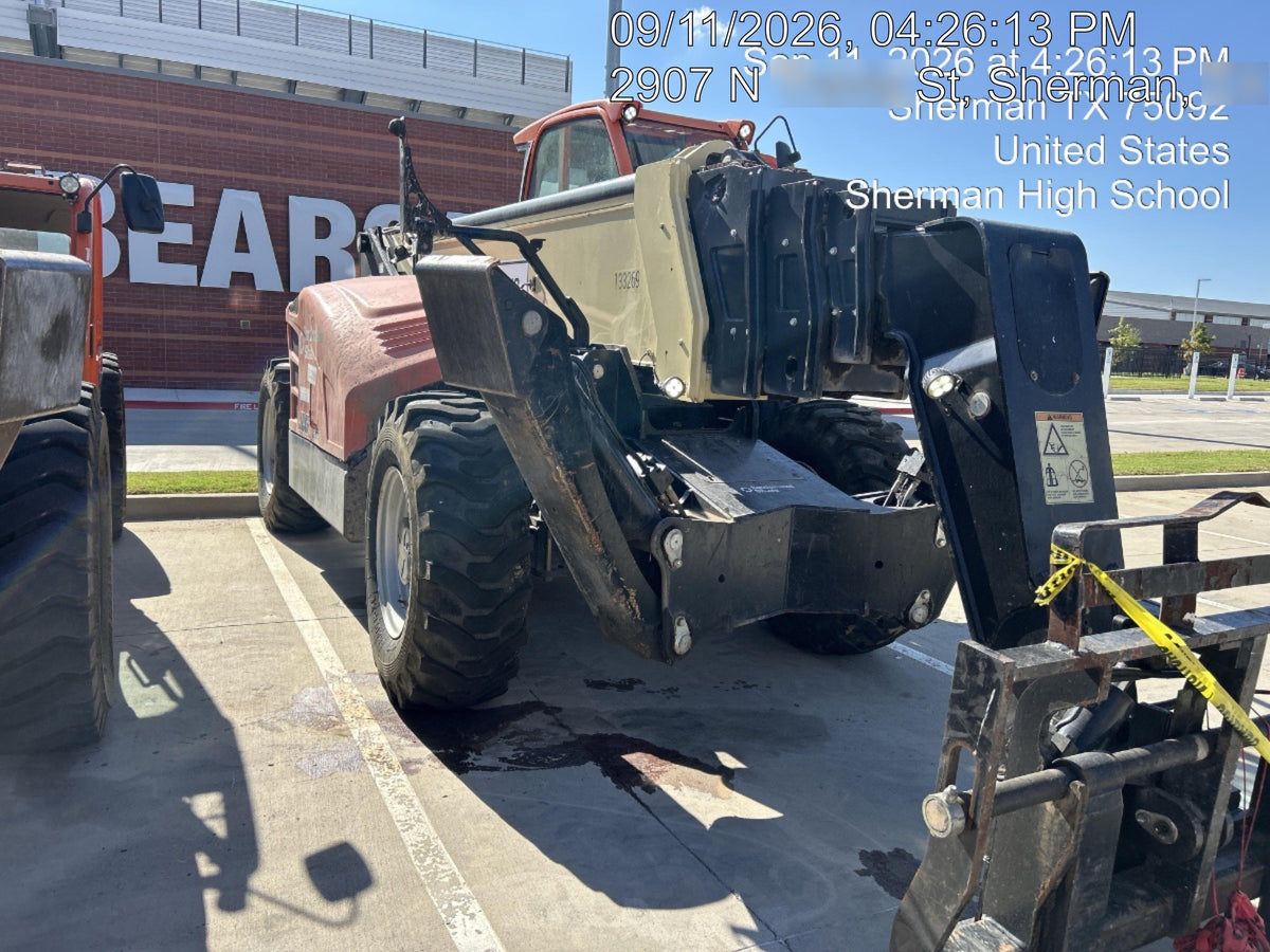 2021 JLG 1075