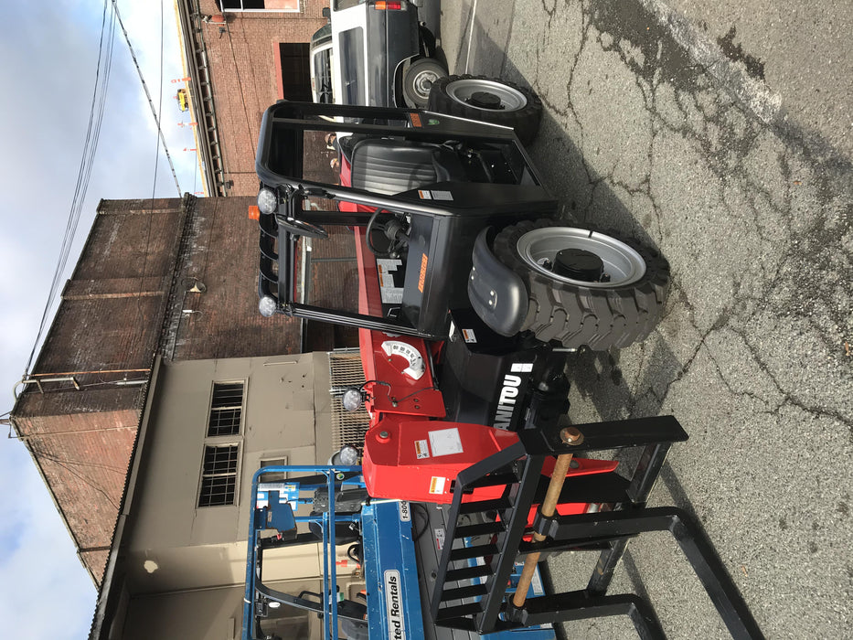 2020 Manitou MTA5519 Canopy, Solid Tires, Work Lights, Beacon, Aux Hydraulics, Back up Alarm, Mirrors, ES Keypad