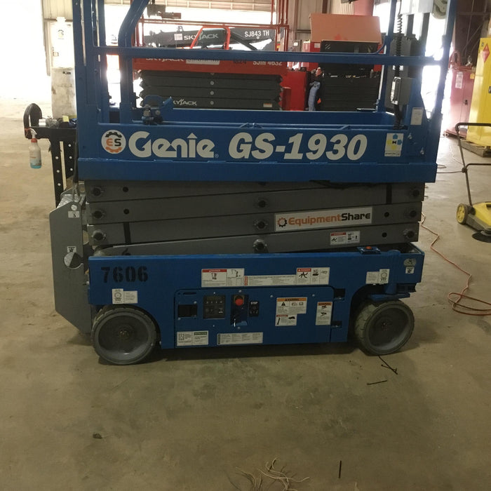 2018 GENIE GS-1930