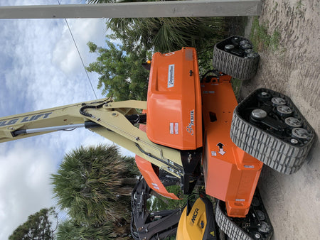 2022 JLG 660SJ Quad Track