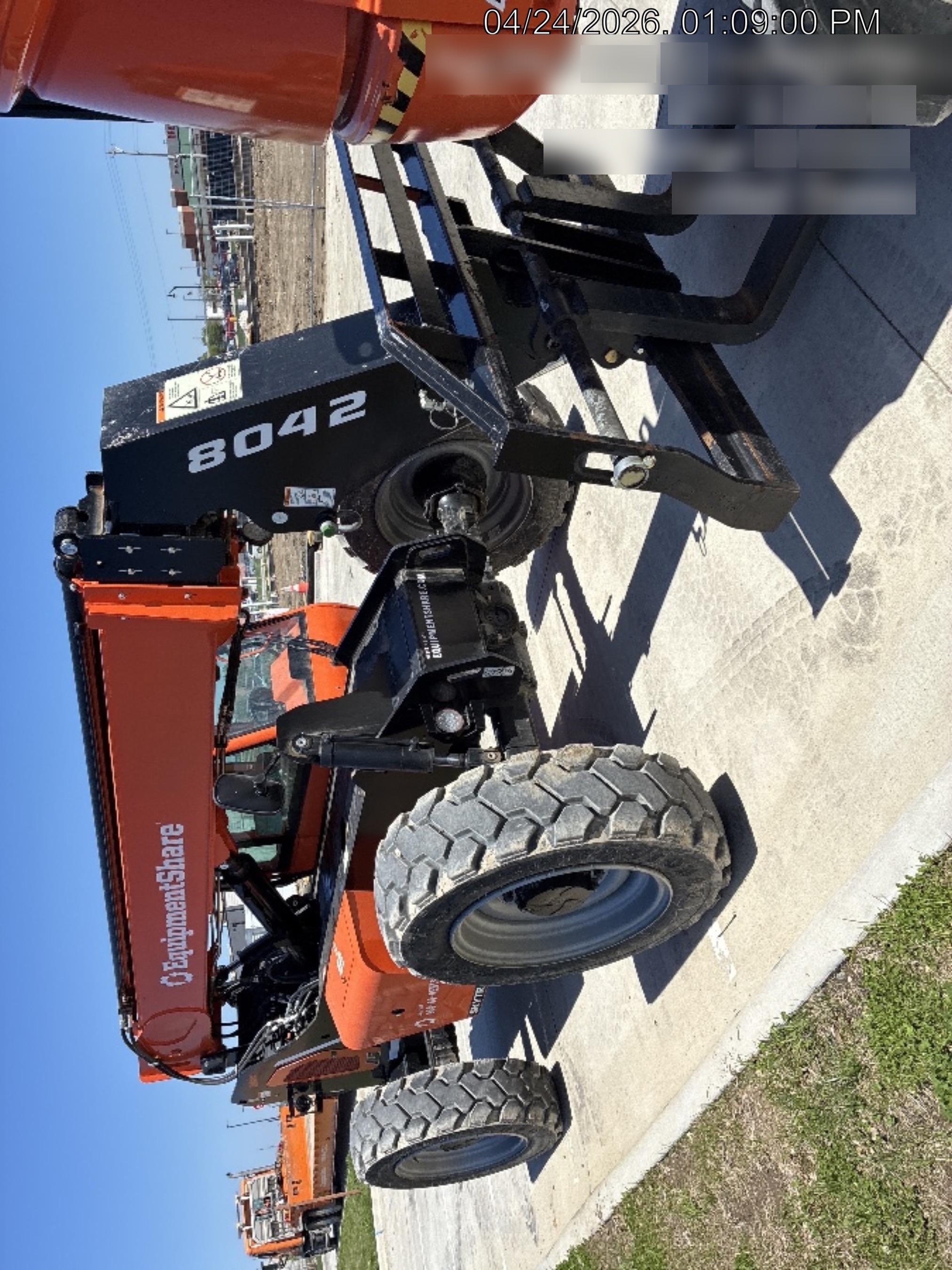 2024 SKYTRAK 8042