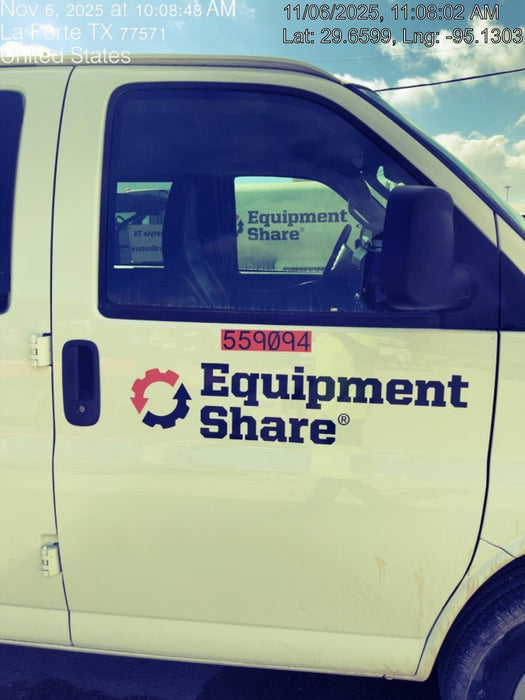 2025 CHEVROLET Express Van - Rental