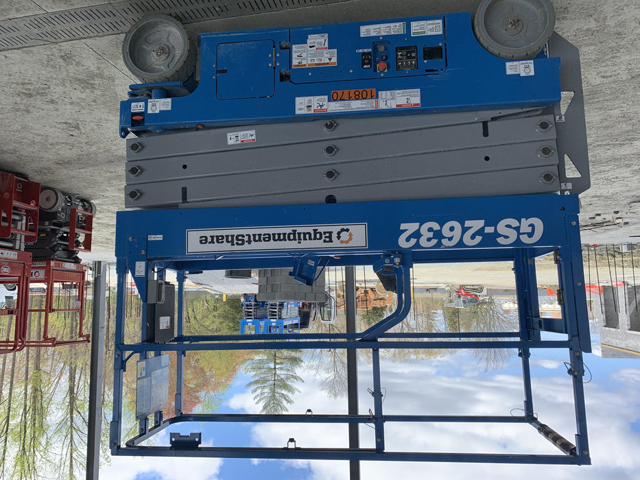 2020 Genie GS-2632 Solid NM Tires, Folding Rails with Half-Height Swing Gate, Beacon