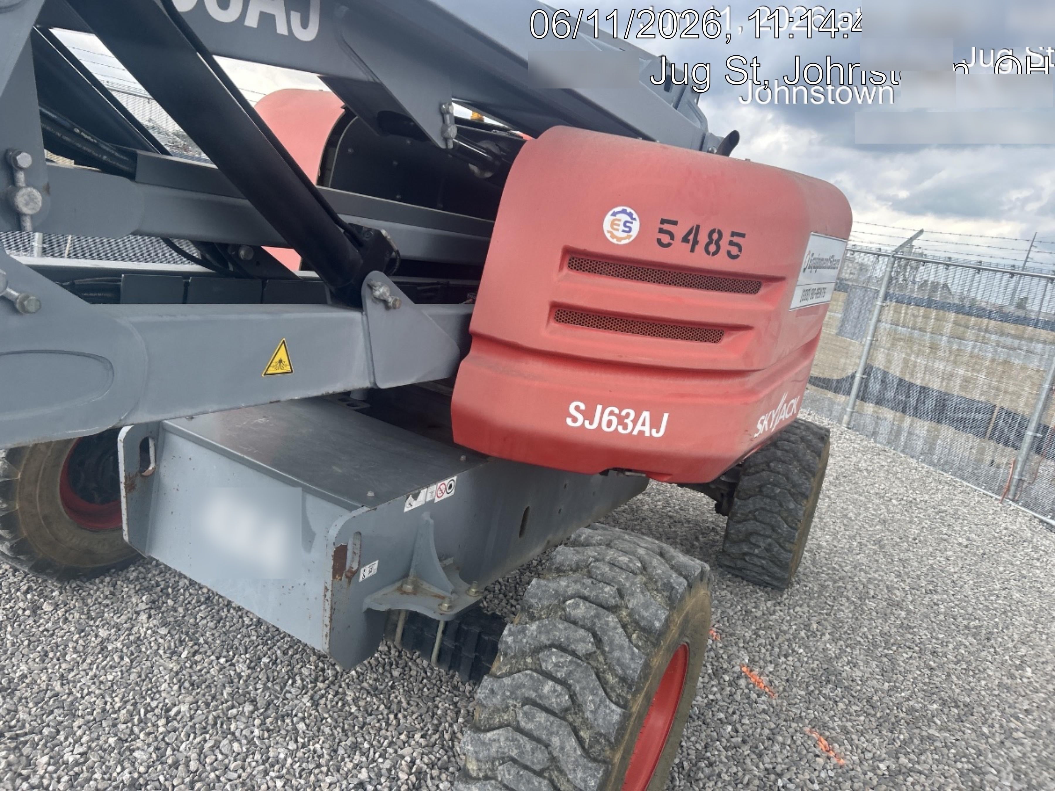 2017 SKYJACK SJ63 AJ