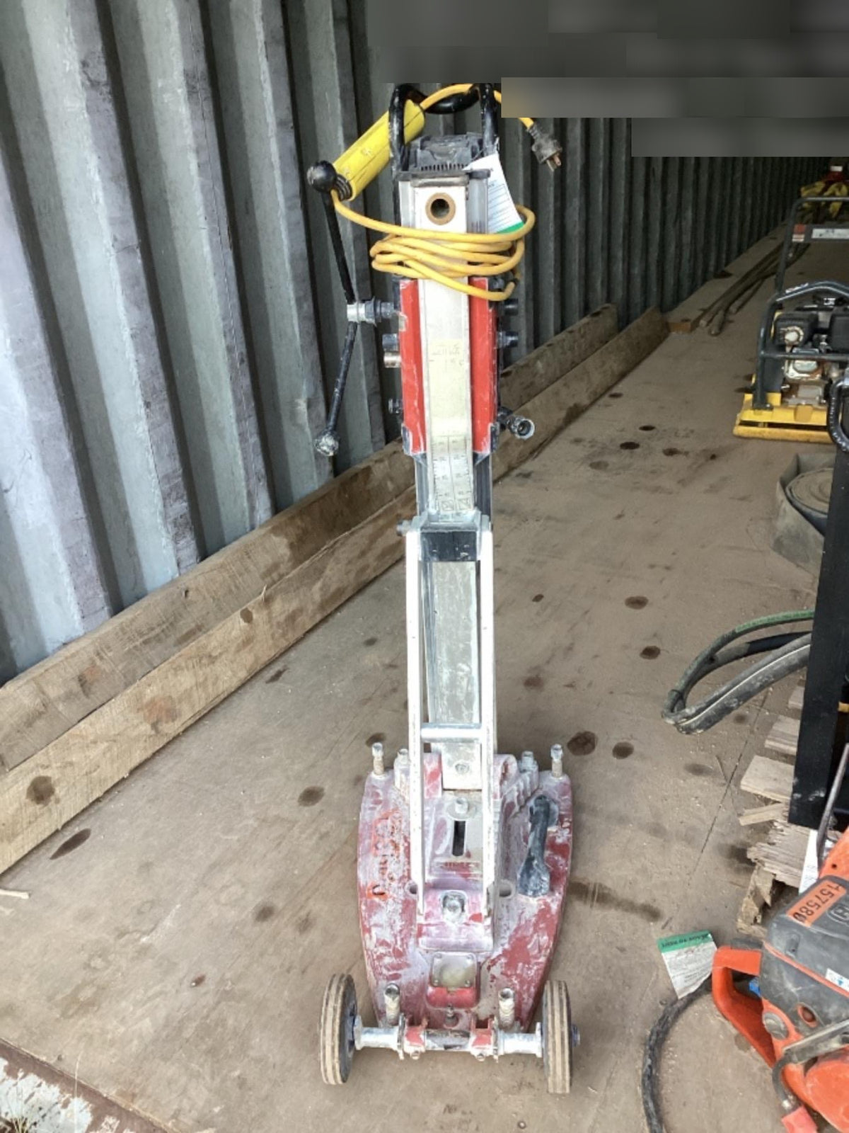 2020 HILTI DD250E