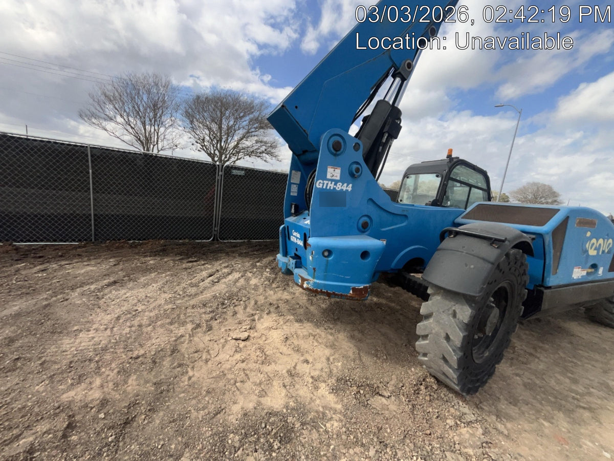 2018 Genie GTH-844 Genie GTH-844 w/Enclosed Cab w/HVAC, Work Lights, Solid Tires, Beacon, 60" Carriage and Forks