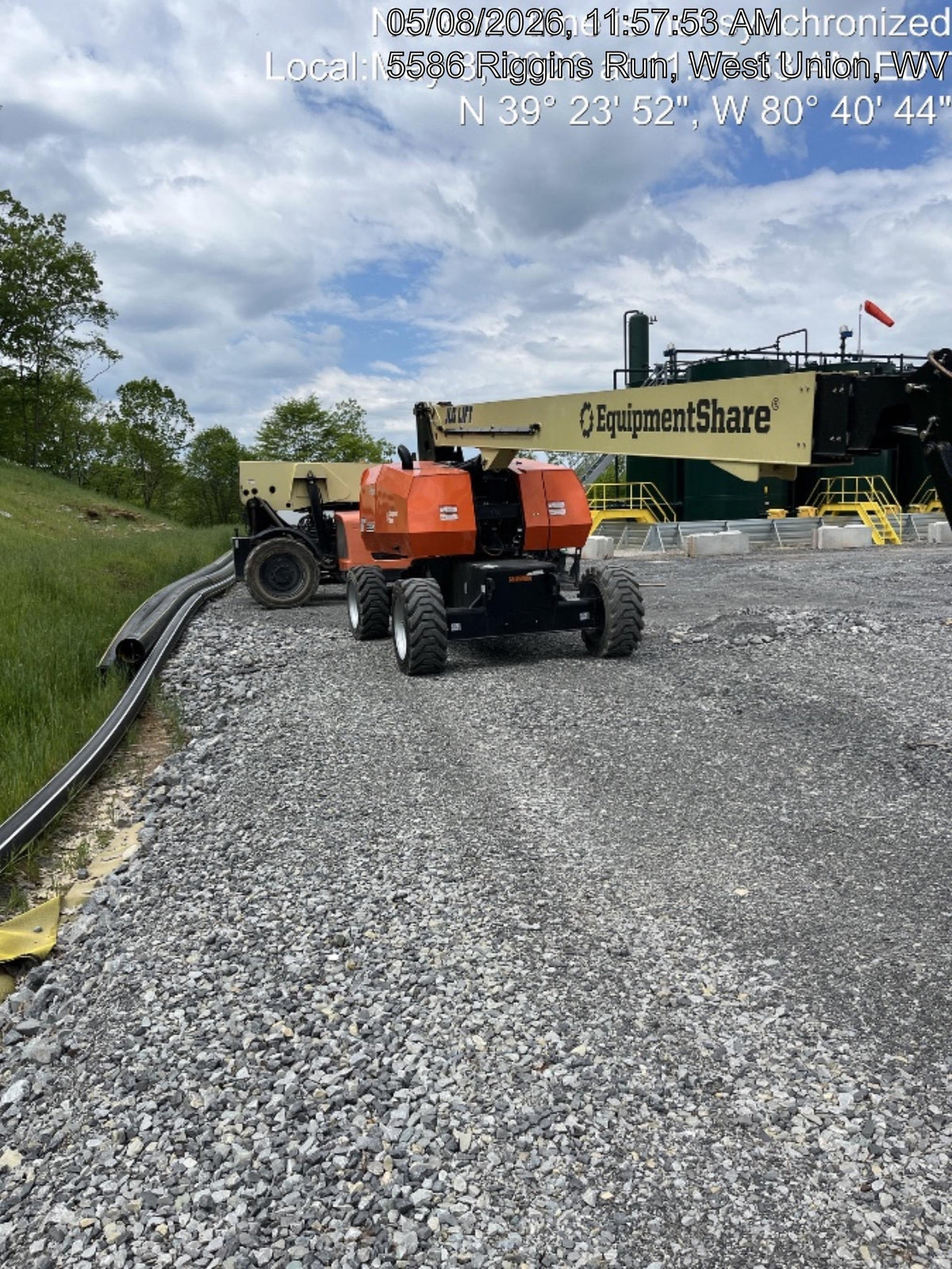 2025 JLG 860SJ