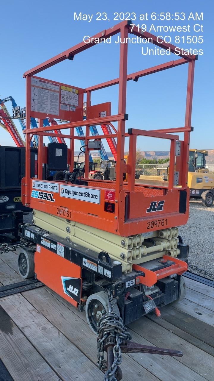 2022 JLG ES1932