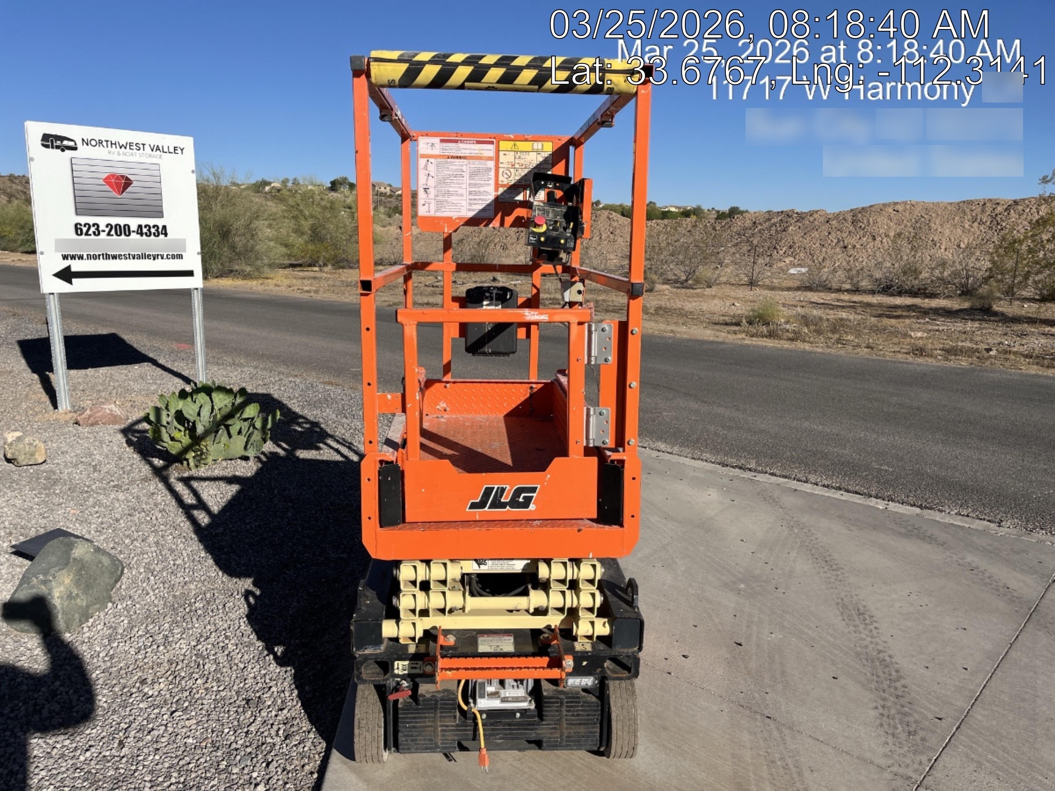 2021 JLG ES1330L
