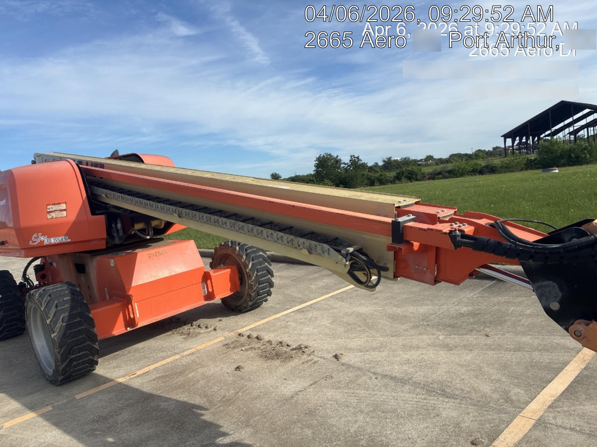 2023 JLG 660SJ