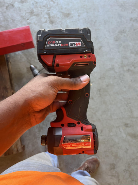 2023 MILWAUKEE 2953-20