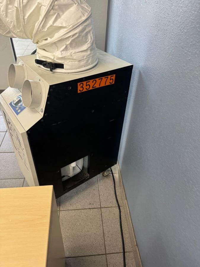 2023 KWIKOOL KPAC1811-2