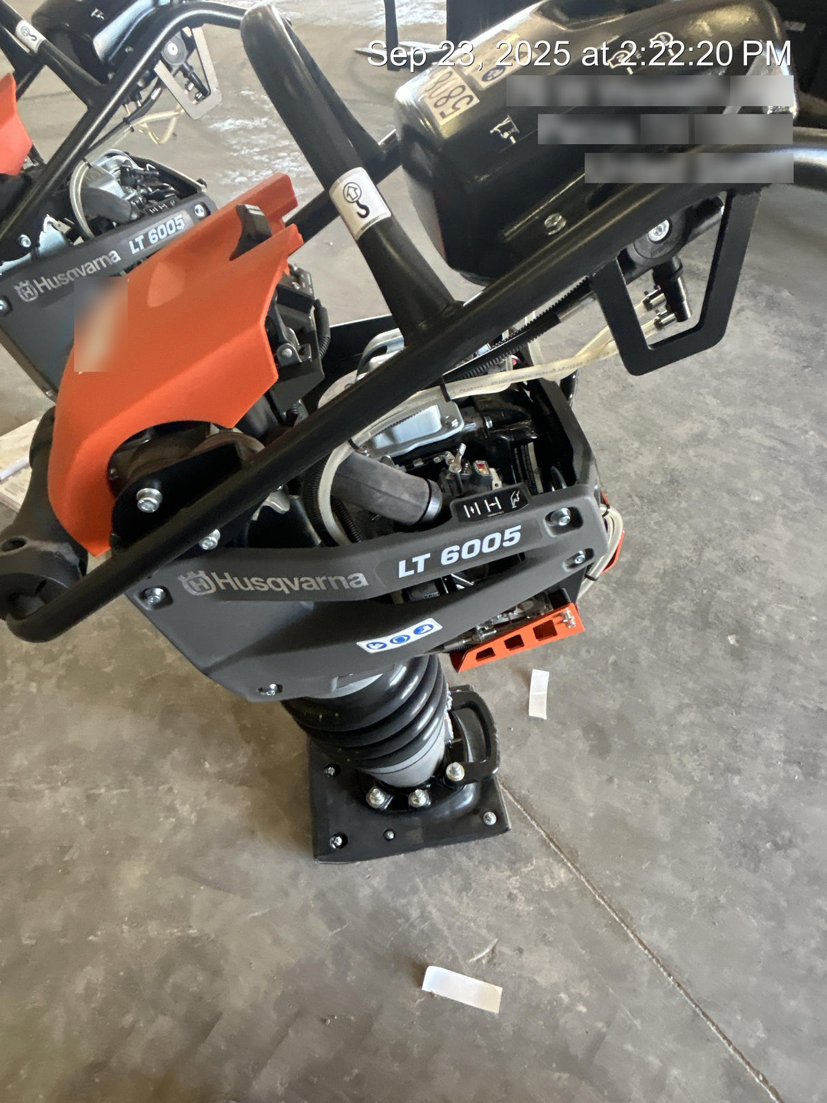 2025 HUSQVARNA LT6005
