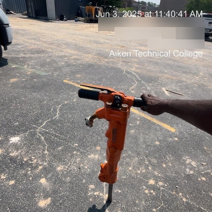 2023 MICHIGAN PNEUMATIC ES-TPB60-118-TRACKER