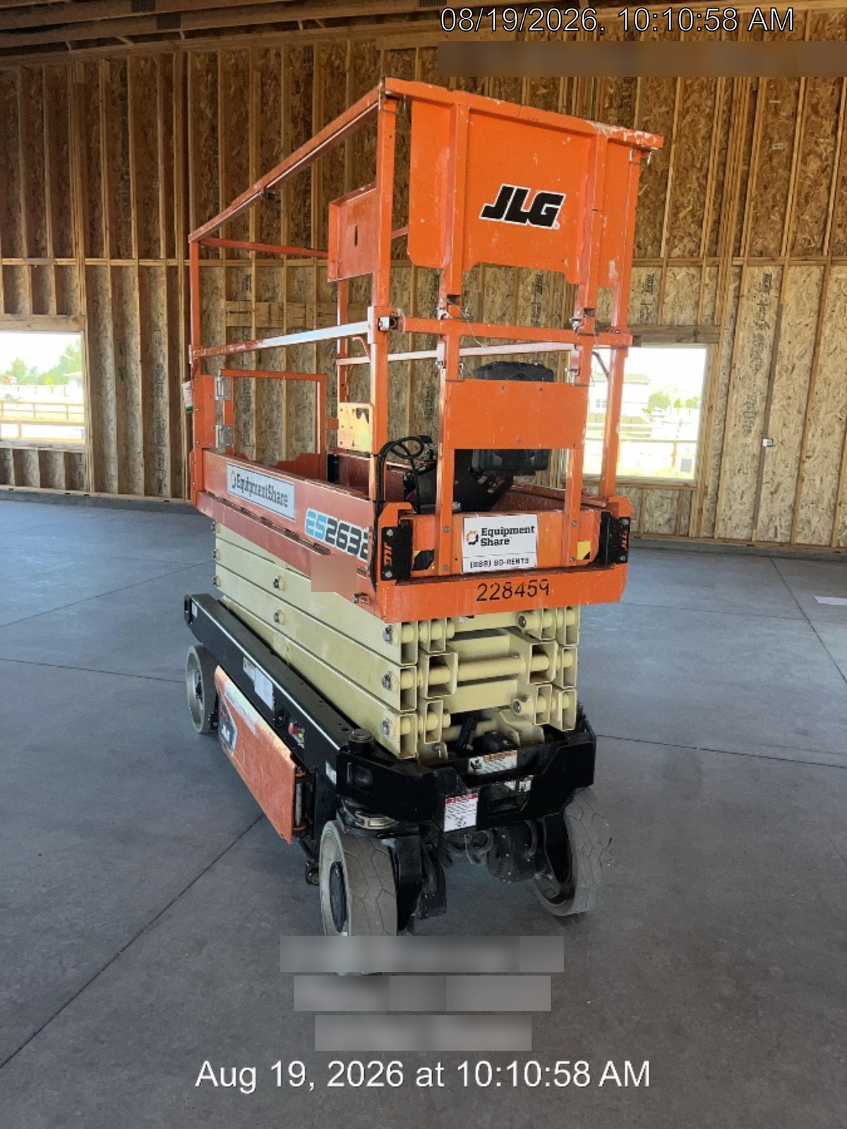 2022 JLG ES2632