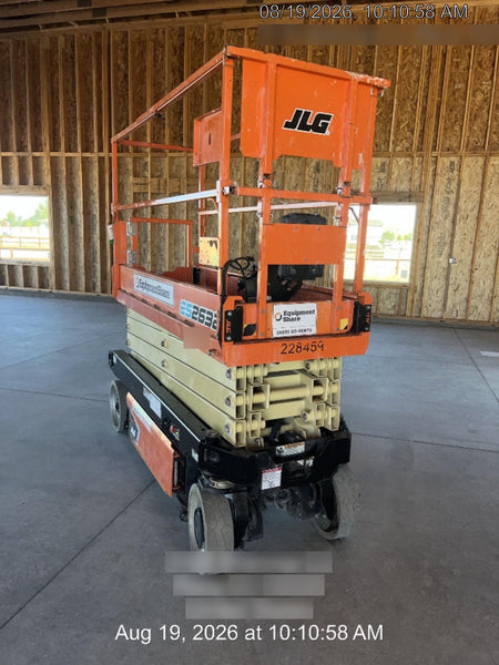 2022 JLG ES2632