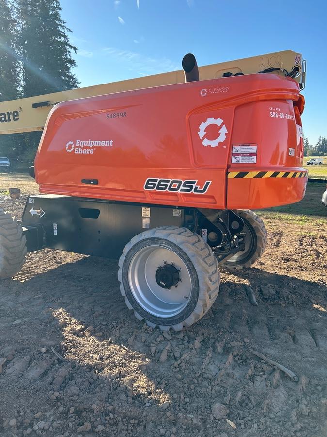 2025 JLG 660SJ