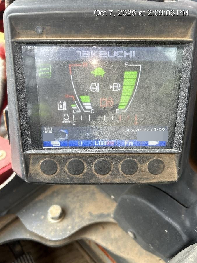 2022 TAKEUCHI TL8R2-R