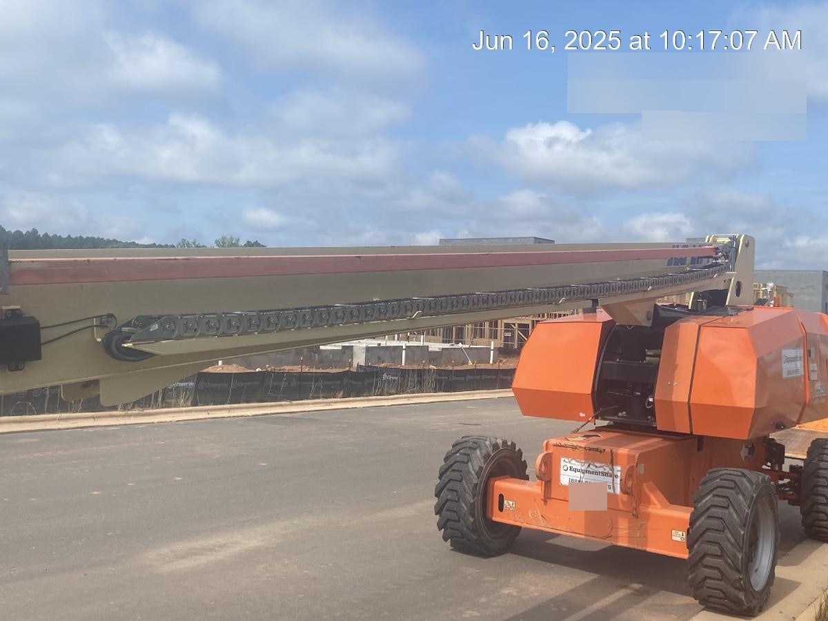 2020 JLG 860SJ