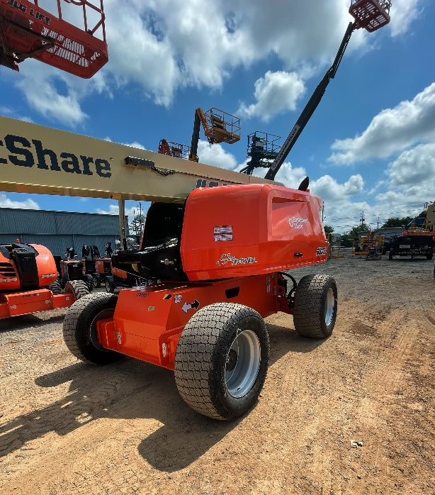 2022 JLG 660SJ